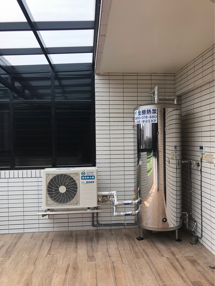 全勝熱泵安裝實例 — 透天住宅熱泵熱水系統配管施工