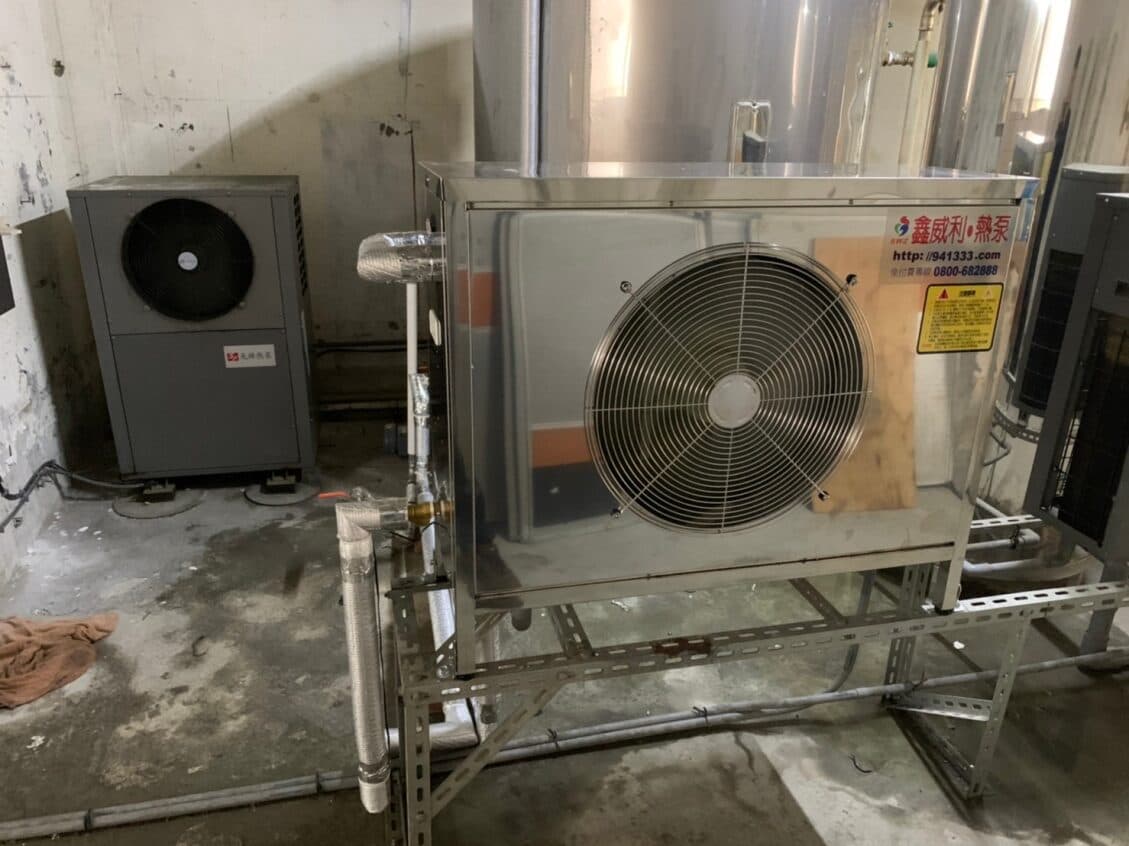 全勝熱泵新竹爵色男仕spa會館RB-8KCG熱泵熱水器安裝實例 — 專業施工實績